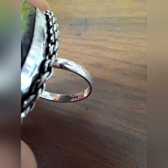 Rainbow Quartz Druzy Ring Size 7.5 - Picture 11 of 16